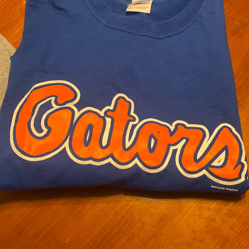 (2) Florida Gator Grey & Blue T-Shirts Ready to Wear - Size XXL - Picture 2 of 14